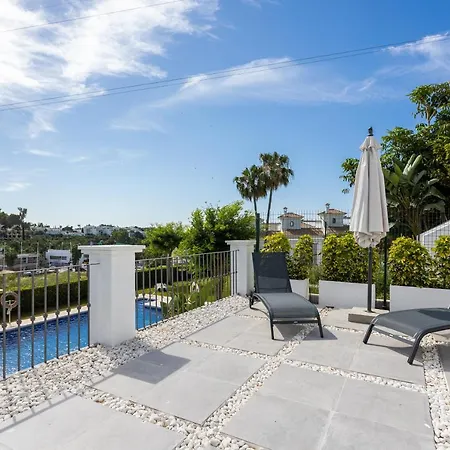 Hotel Private 4 Bedrooms House Shared Pool Montevideo Hills Golf By Aorastay Estepona