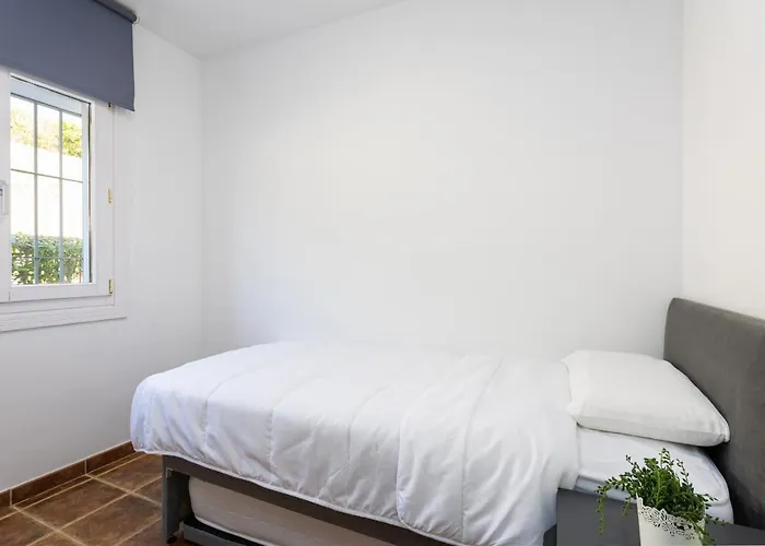 Private 4 Bedrooms House Shared Pool Montevideo Hills Golf By Aorastay