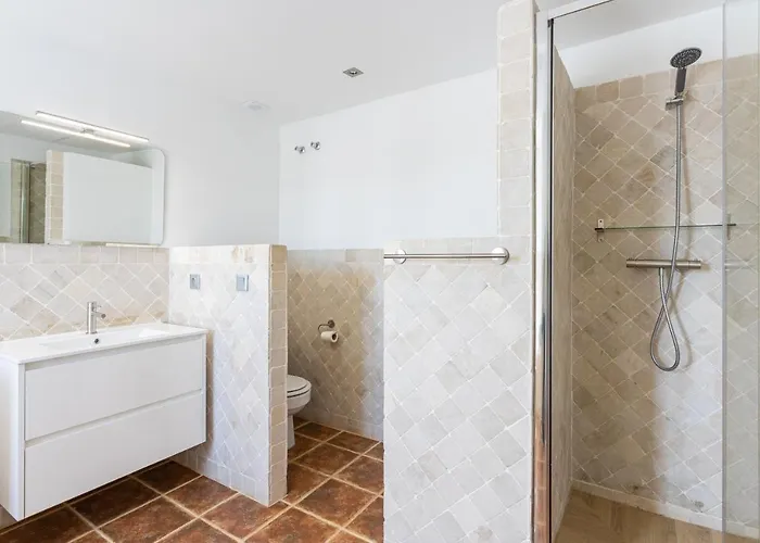 Hotel Private 4 Bedrooms House Shared Pool Montevideo Hills Golf By Aorastay