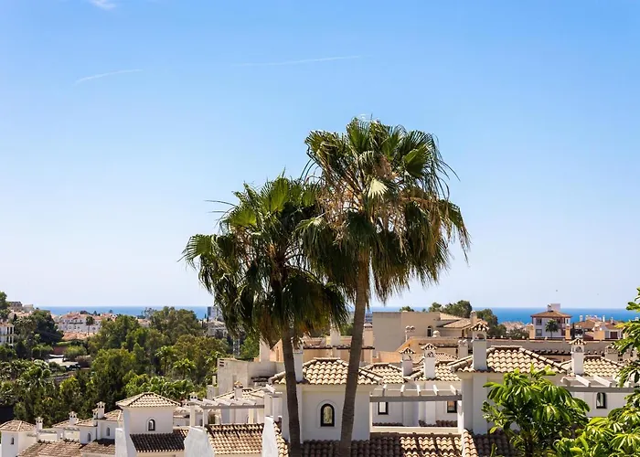 Private 4 Bedrooms House Shared Pool Montevideo Hills Golf By Aorastay Estepona