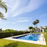 Private 4 Bedrooms House Shared Pool Montevideo Hills Golf By Aorastay Hotel