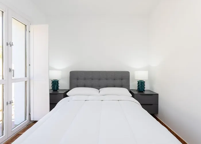 Private 4 Bedrooms House Shared Pool Montevideo Hills Golf By Aorastay 호텔 에스테포나