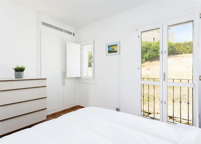 Private 4 Bedrooms House Shared Pool Montevideo Hills Golf By Aorastay *